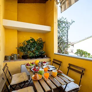 Parione Loft In Town Center Apartment